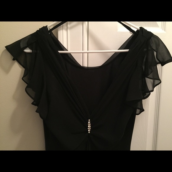 Black dress size 8 , worn once for a wedding - Picture 3 of 4